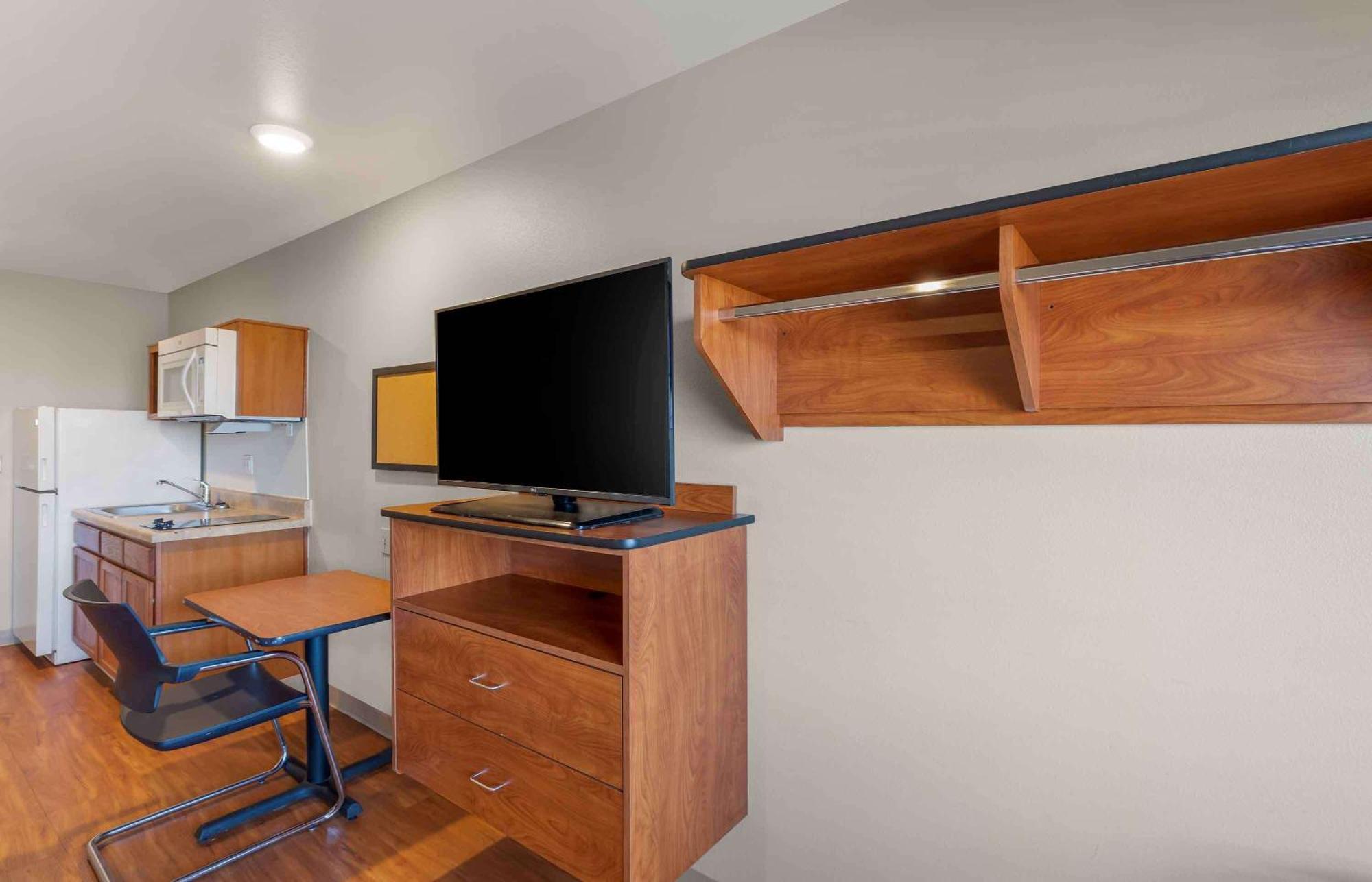 Extended Stay America Suites - Denver - Airport Аврора Экстерьер фото